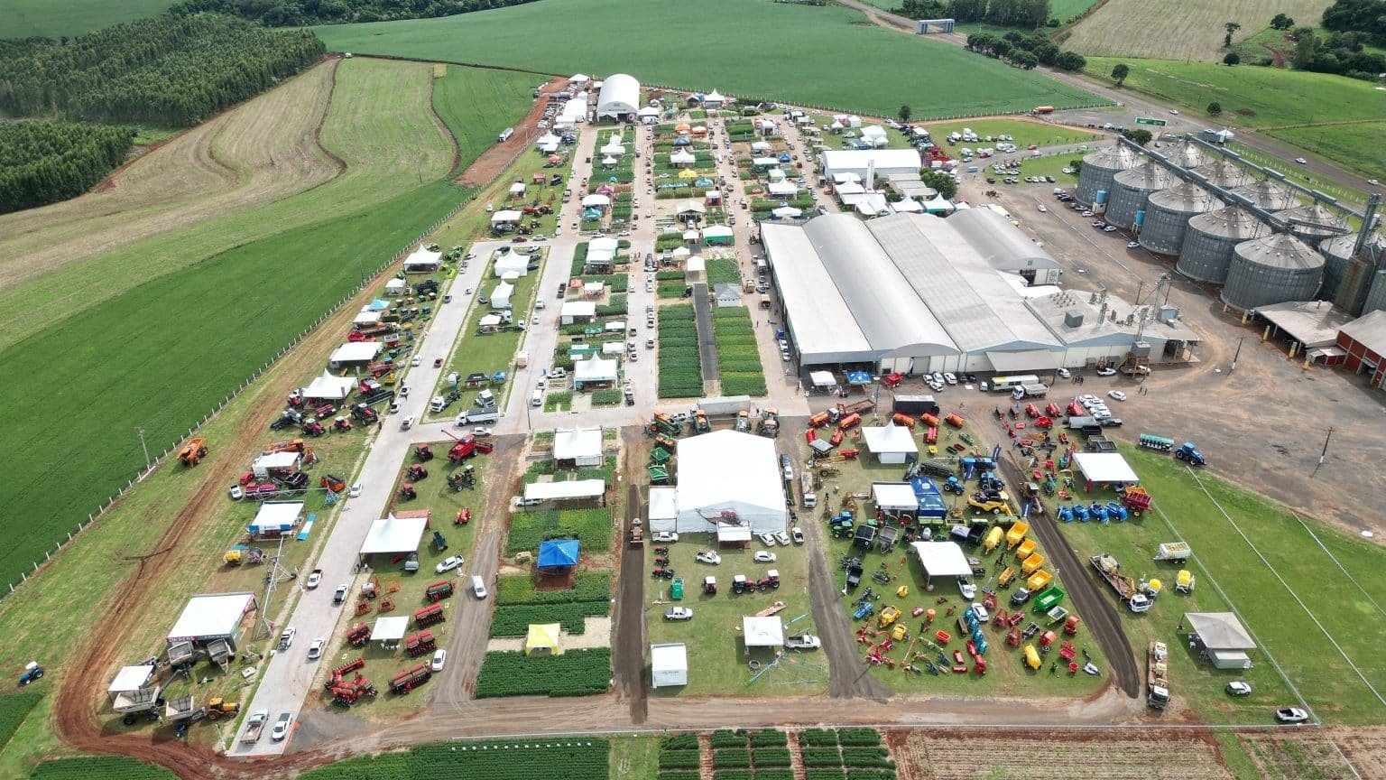 Parque de Exposições em Campo Novo, Rio Grande do Sul, vista aérea.