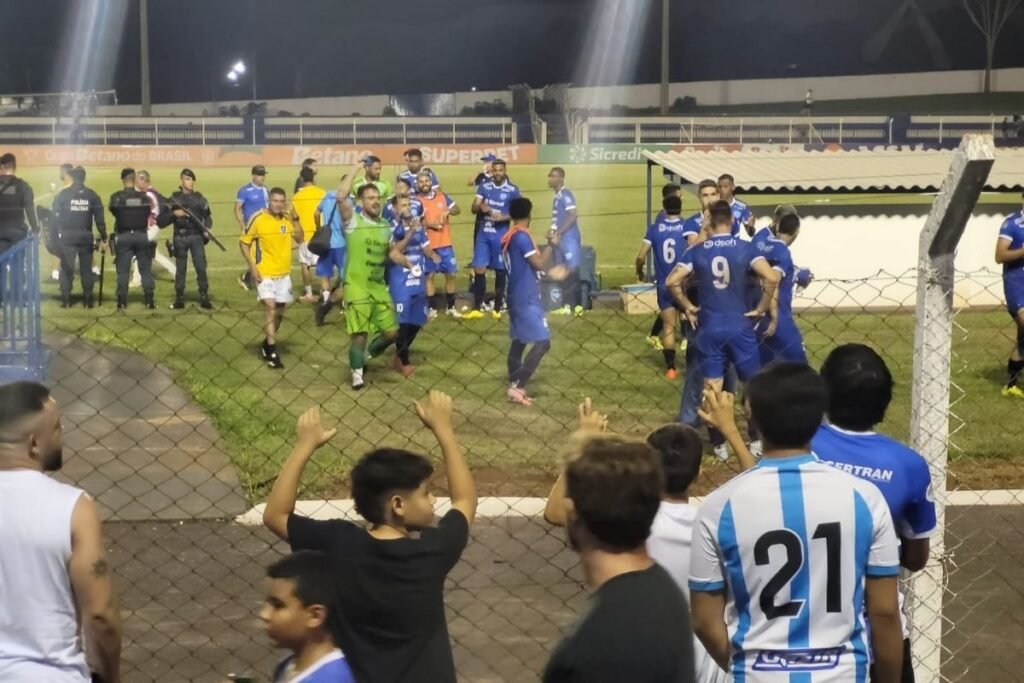 Ivinhema classificado para segunda fase. (Foto: Gabriel de Matos)