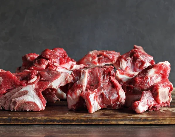 carne bovina com ossos