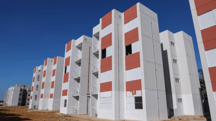 Segundo a associação, o aumento dos custos poderá dificultar o acesso à moradia para famílias de baixa renda e ampliar o déficit habitacional