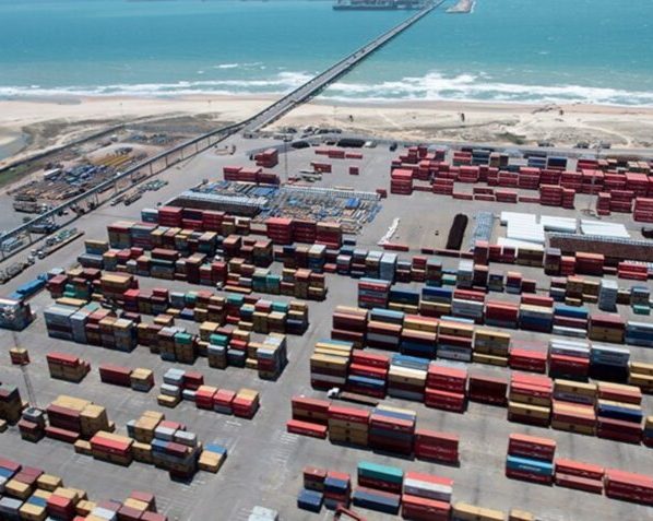 cargas em porto no Ceará
